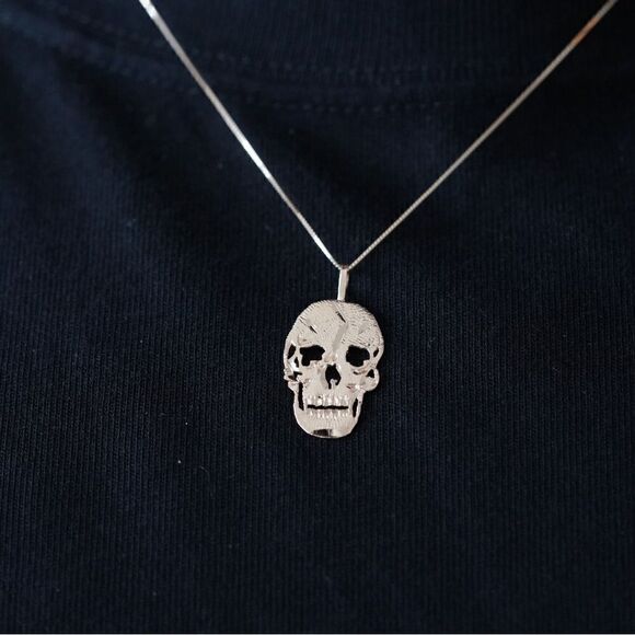 14k Solid Gold Skull Charm | Birthday Gift | Fine Jewelry | Skull Pendant | - Picture 4 of 5